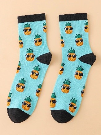 Cartoon Pineapple Pattern Crew Socks